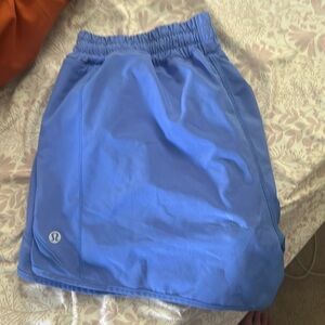 4 inch lululemon hotty hot shorts